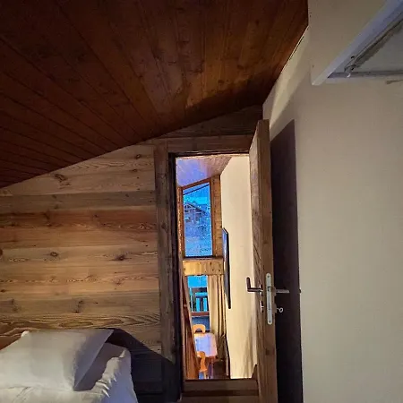 Des Cinq Appartement *